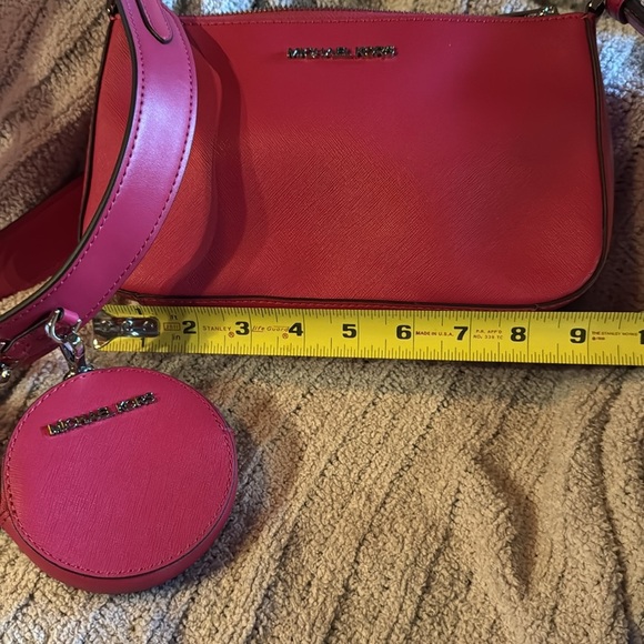 Michael Kors Bright Pink Cross Body Bag /20” strap drop/ 2 detachable sm bags - Picture 8 of 14